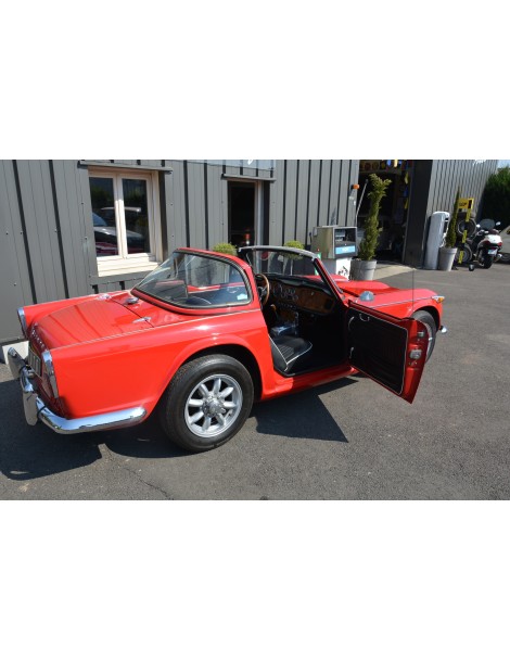 TRIUMPH TR4 A IRS de 1966