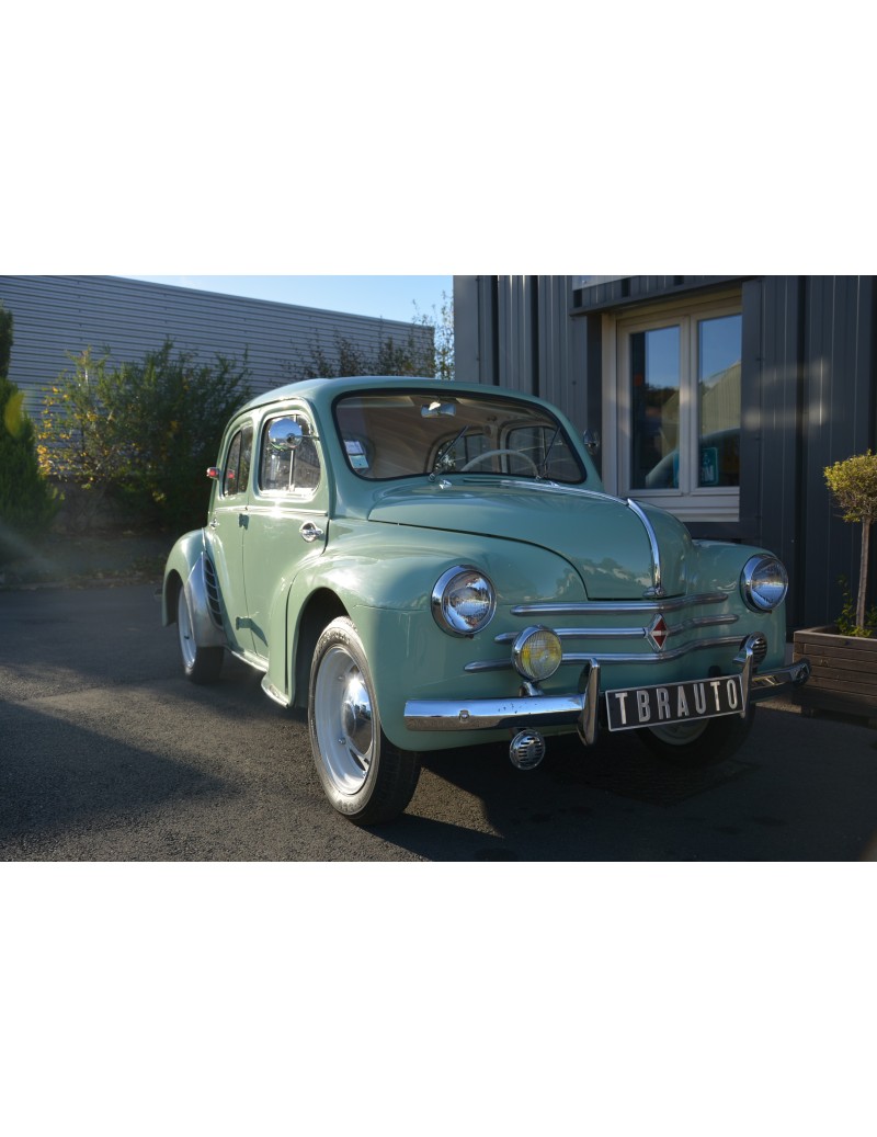 RENAULT 4 CV de 1954 avec toit ouvrant