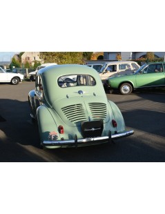 RENAULT 4 CV de 1954 avec toit ouvrant