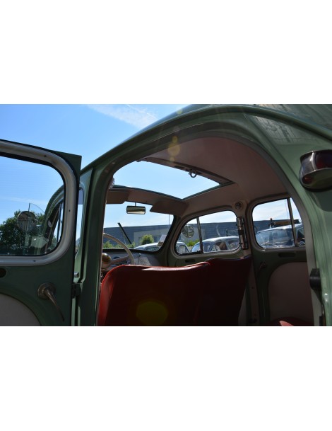 RENAULT 4 CV de 1954