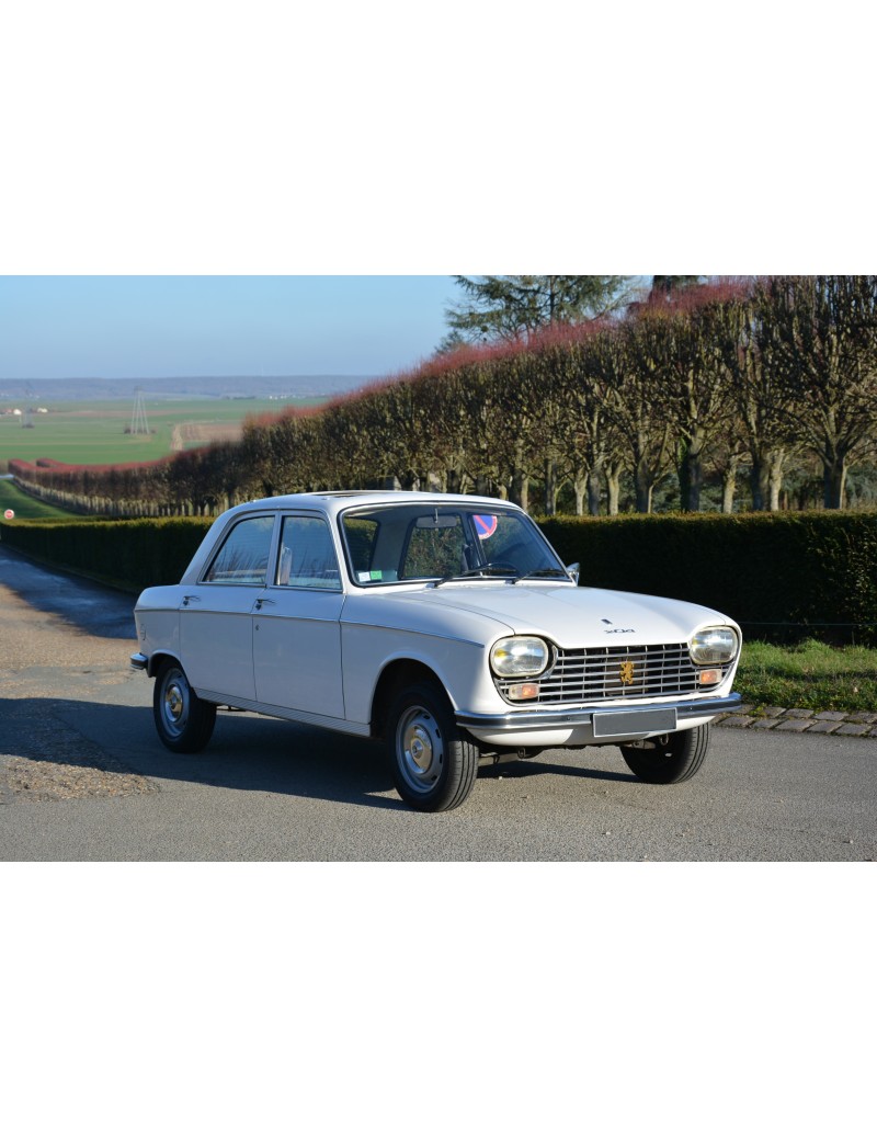 PEUGEOT 204 de 1972