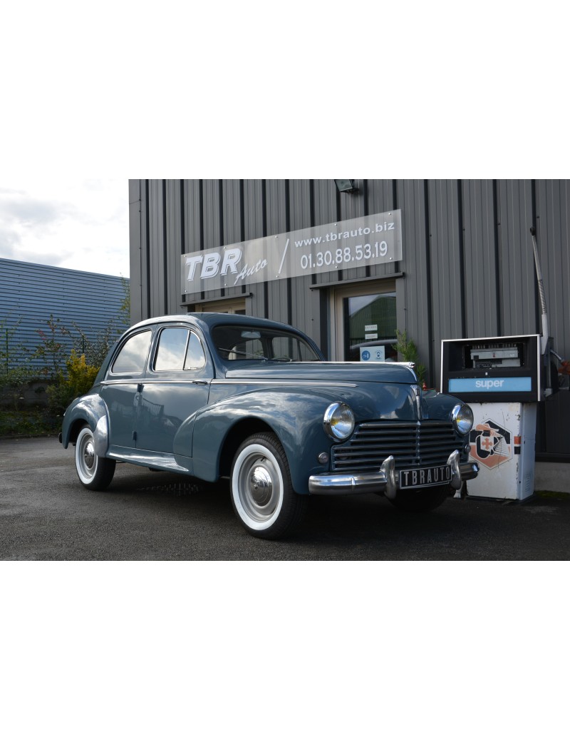 PEUGEOT 203 BERLINE DE 1956
