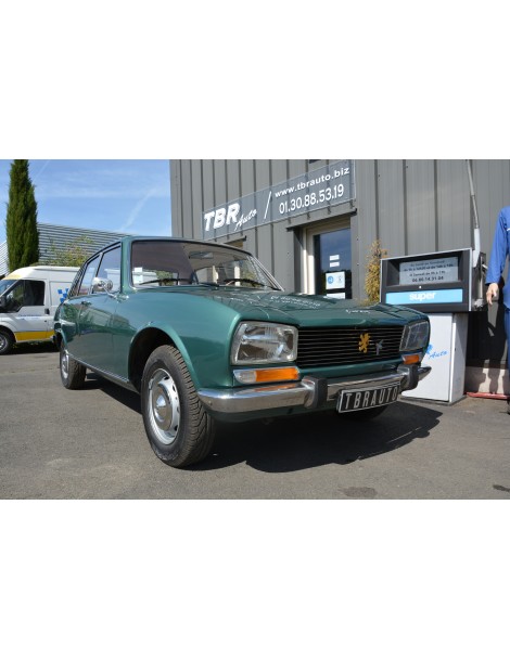 PEUGEOT 504 BERLINE DE 1972