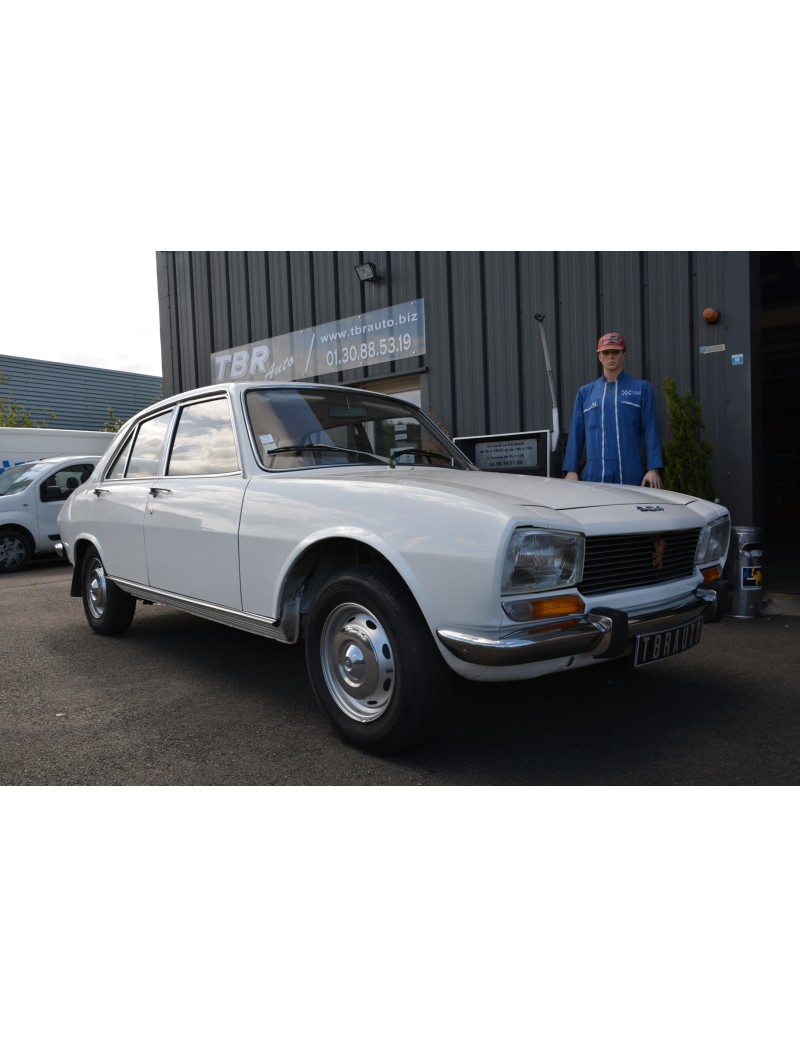 PEUGEOT 504 BERLINE DE 1970