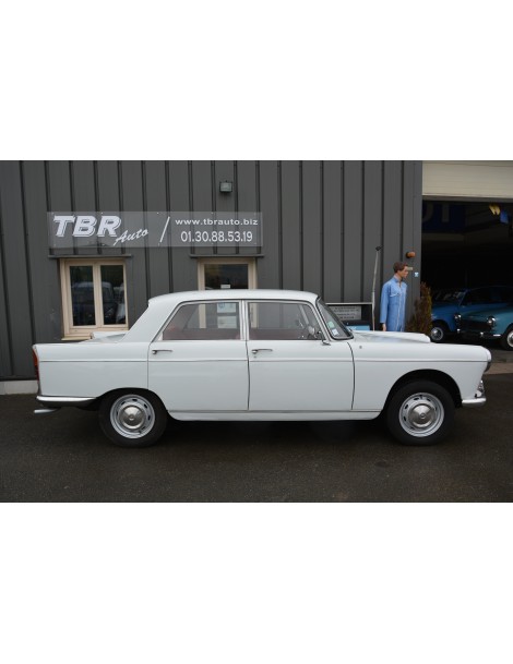 PEUGEOT 404 BERLINE DE 1965