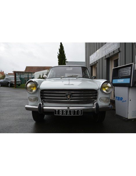 PEUGEOT 404 BERLINE DE 1965