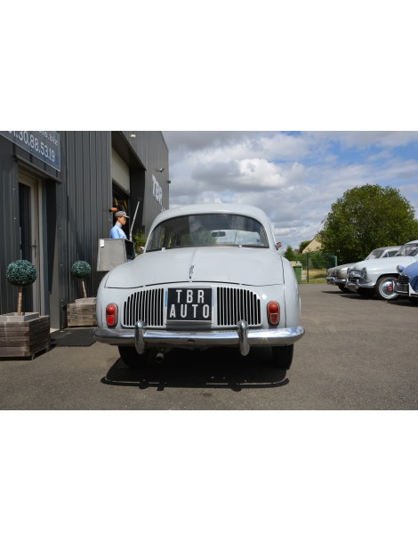 RENAULT DAUPHINE R1090 DE 1959