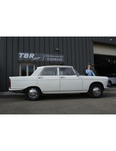 PEUGEOT 404 SUPER LUXE DE 1967