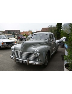 PEUGEOT 203 BERLINE DE 1954