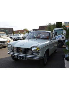 PEUGEOT 204 BERLINE DE 1974