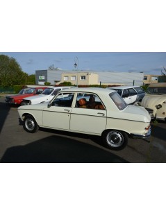 PEUGEOT 204 BERLINE DE 1974