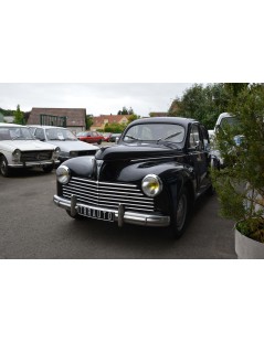 PEUGEOT 203 C BERLINE DE 1956