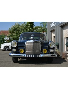 MERCEDES W110 190C DE 1962