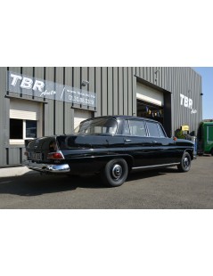 MERCEDES W110 190C DE 1962