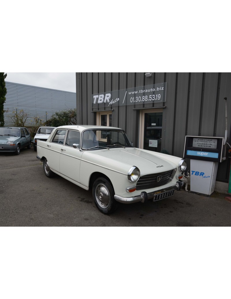 PEUGEOT 404 BERLINE DE 1972