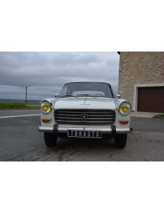 PEUGEOT 404 BERLINE DE 1972