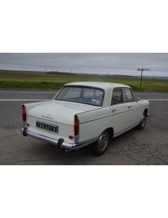 PEUGEOT 404 BERLINE DE 1972