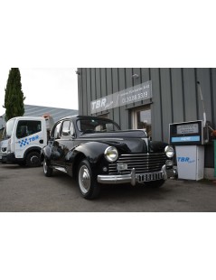 PEUGEOT 203 BERLINE DE 1959