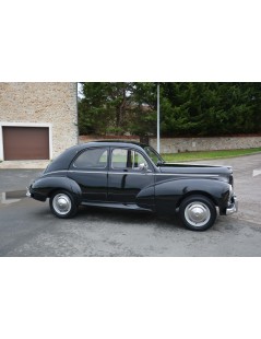 PEUGEOT 203 BERLINE DE 1959
